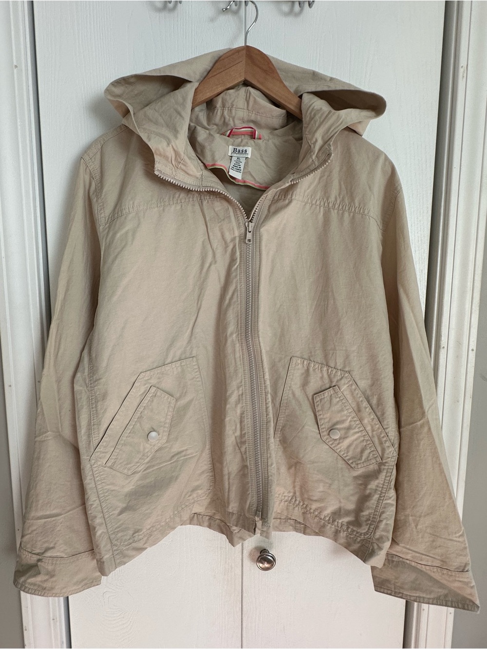 Bass Hooded Lightweight Jacket